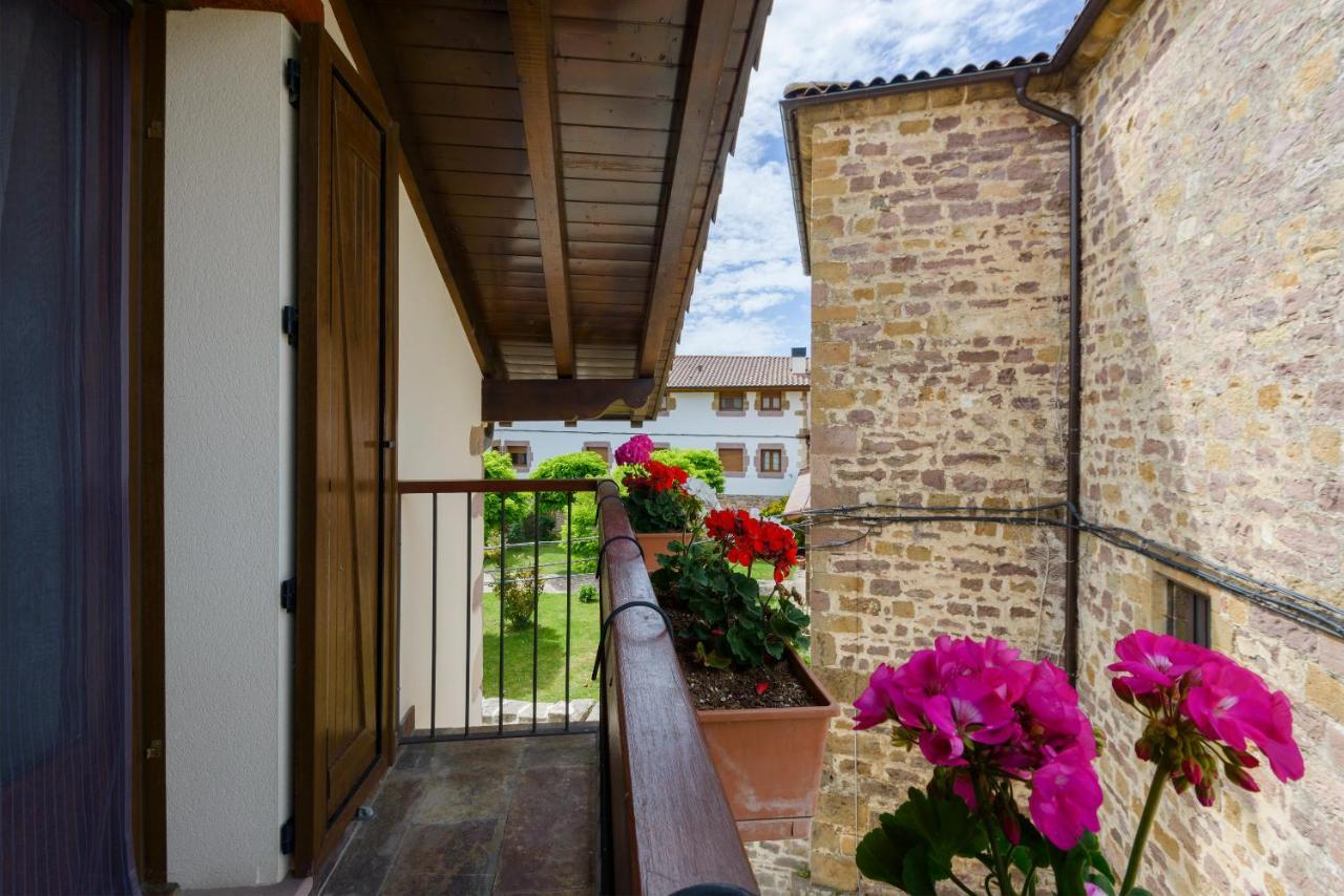 Hotel Rural Iribarnia Lantz Kültér fotó