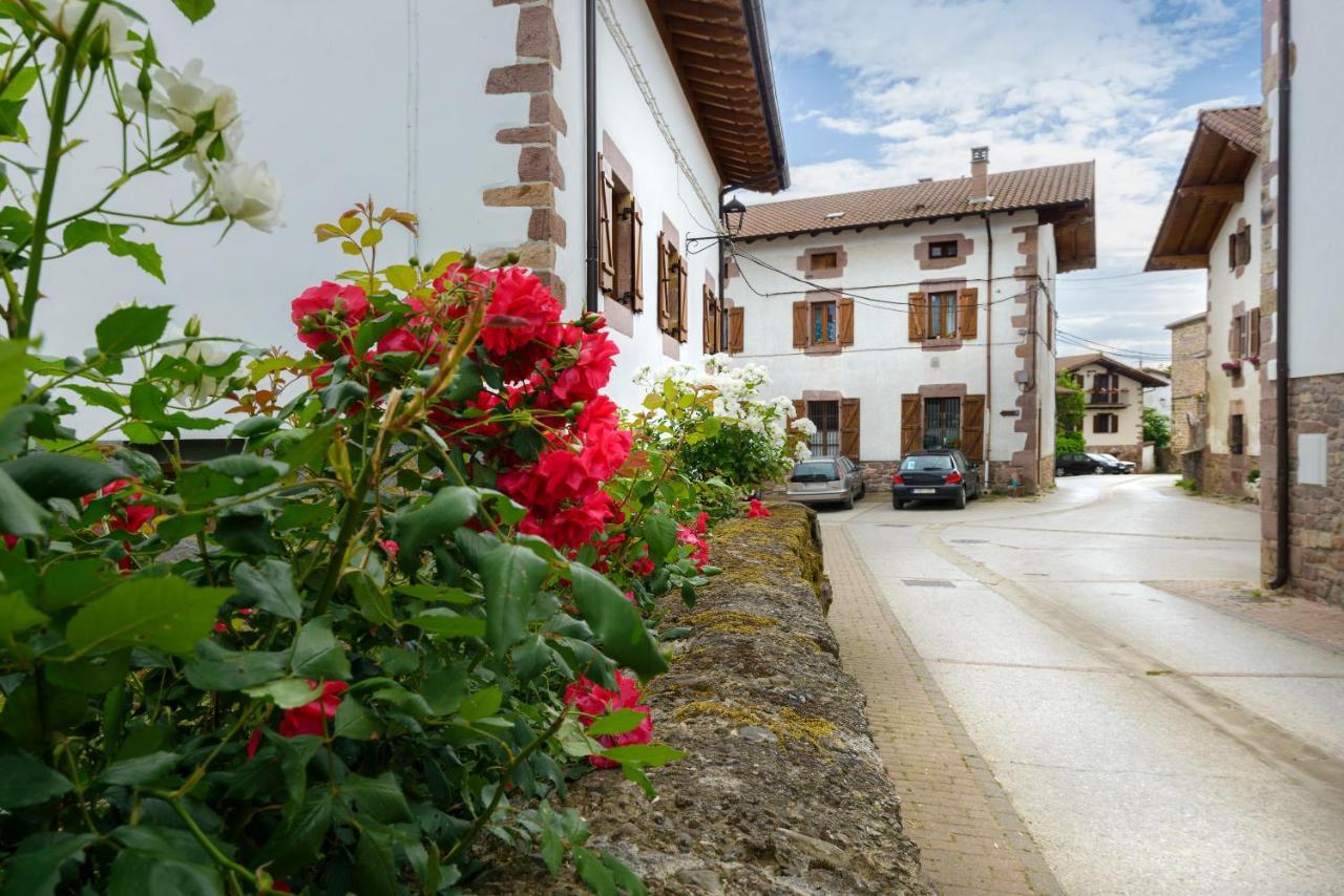 Hotel Rural Iribarnia Lantz Kültér fotó