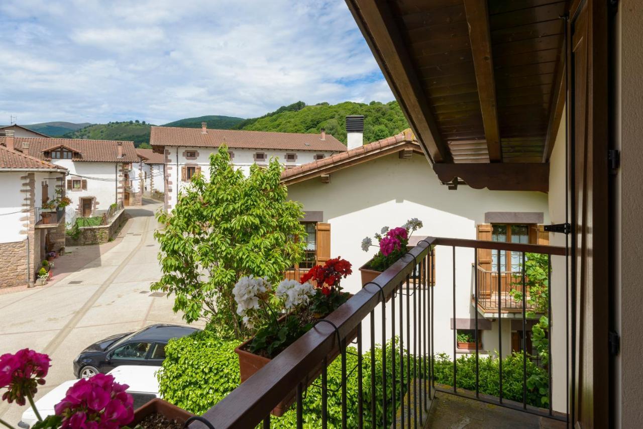 Hotel Rural Iribarnia Lantz Kültér fotó
